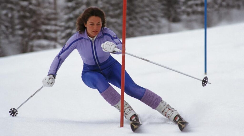 Skieuse française en slalom de compétition années 1980